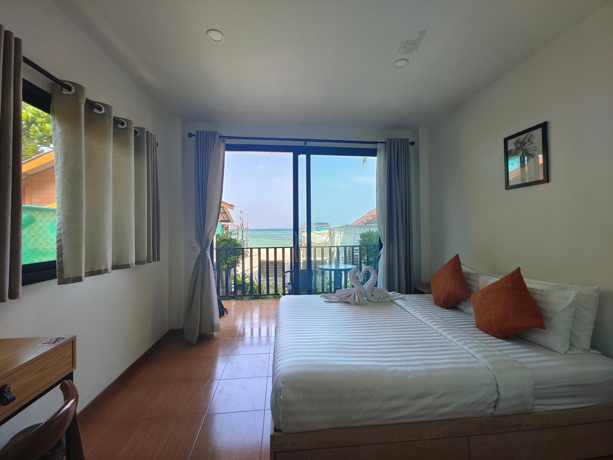 Lipe Sunrise Beach House 外观 照片